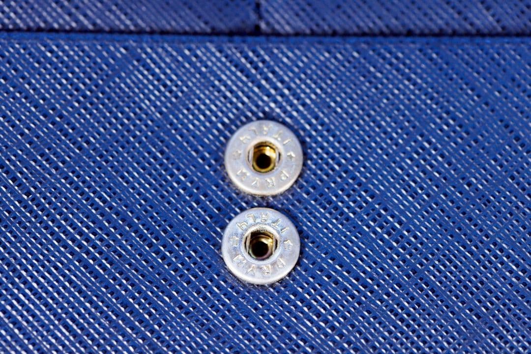 新品 U by Ungaro ネイビー 長財布 定価16500円