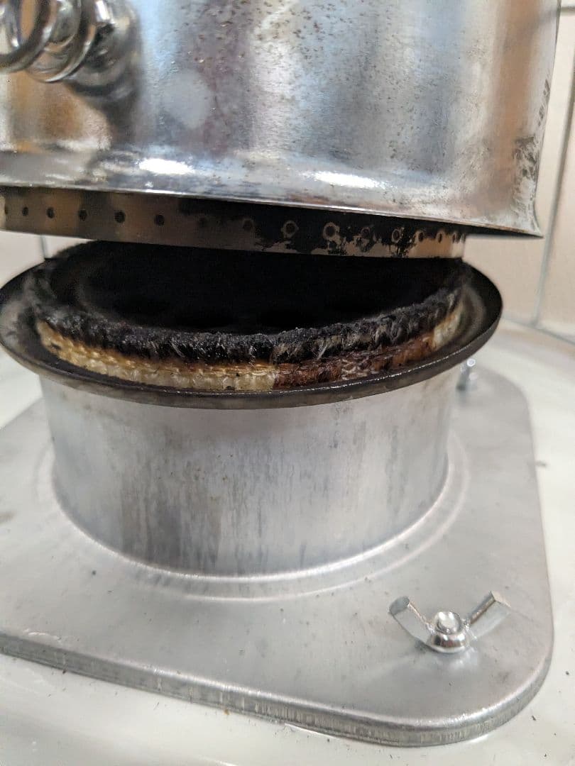 アルパカ風ストーブ　石油ストーブ　キャンプ、アウトドアに