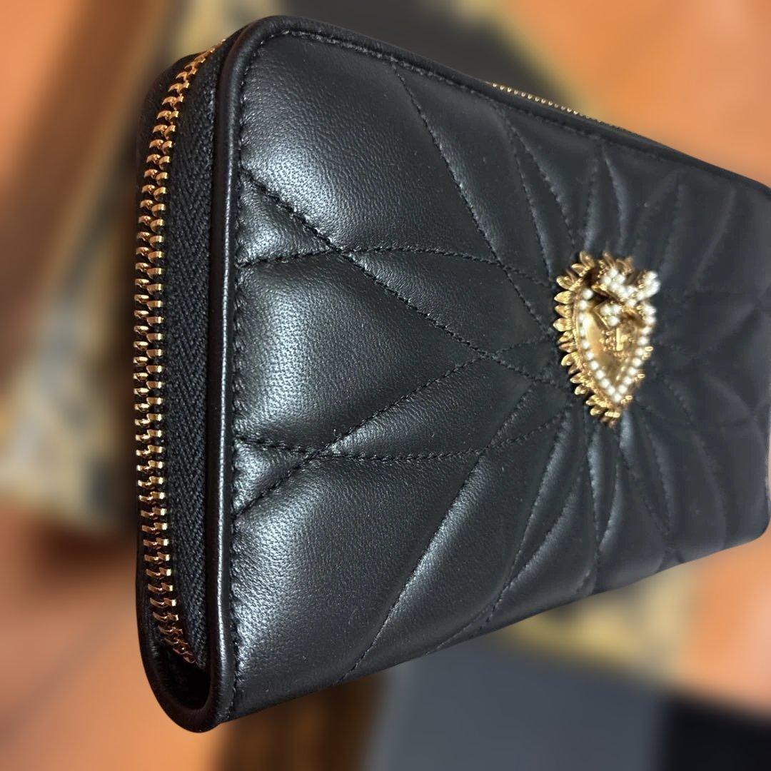 Dolce & Gabbana ブラック長財布