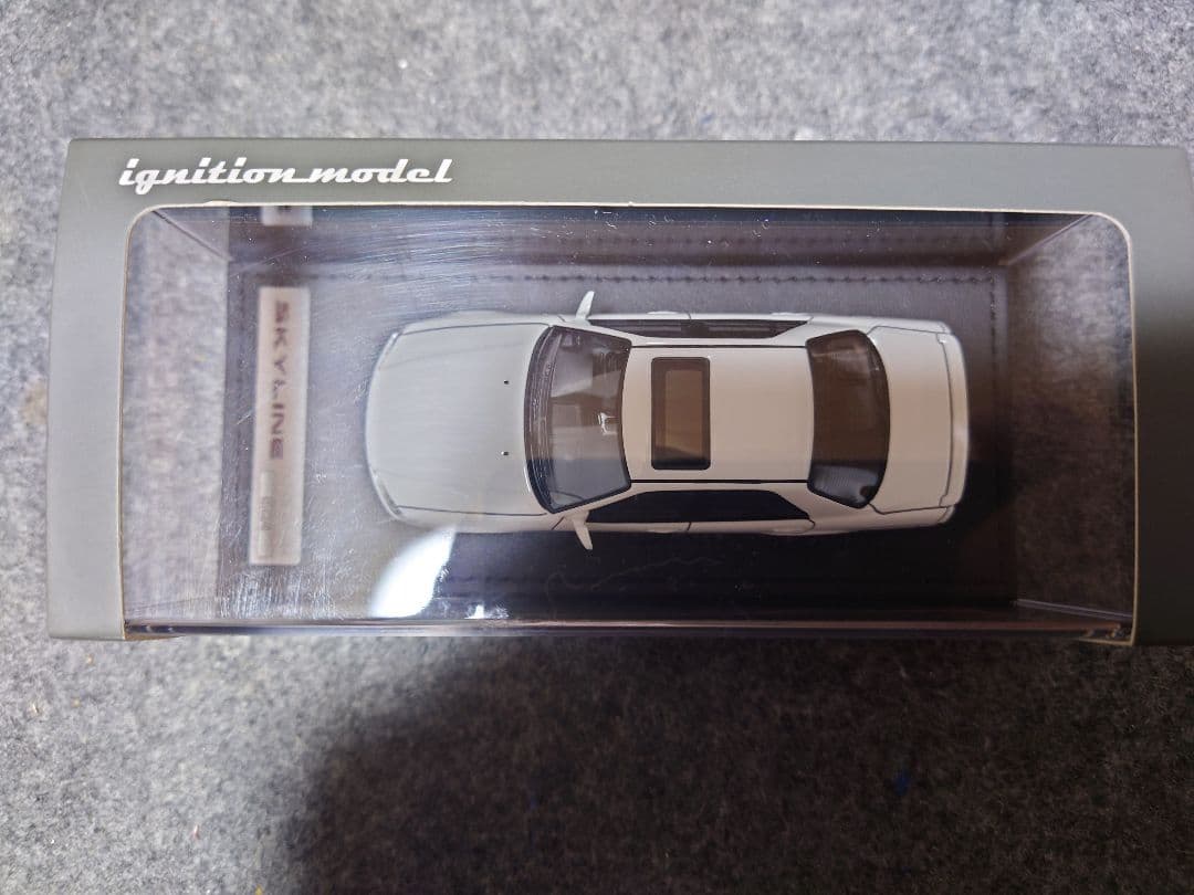 ignition model1/43日産スカイライン25GTターボER34白