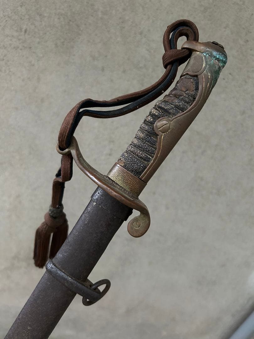 指揮刀　サーベル　刀緒付き　模造刀　日本軍　鍔　軍刀　銃剣　短剣　当時物　現状品