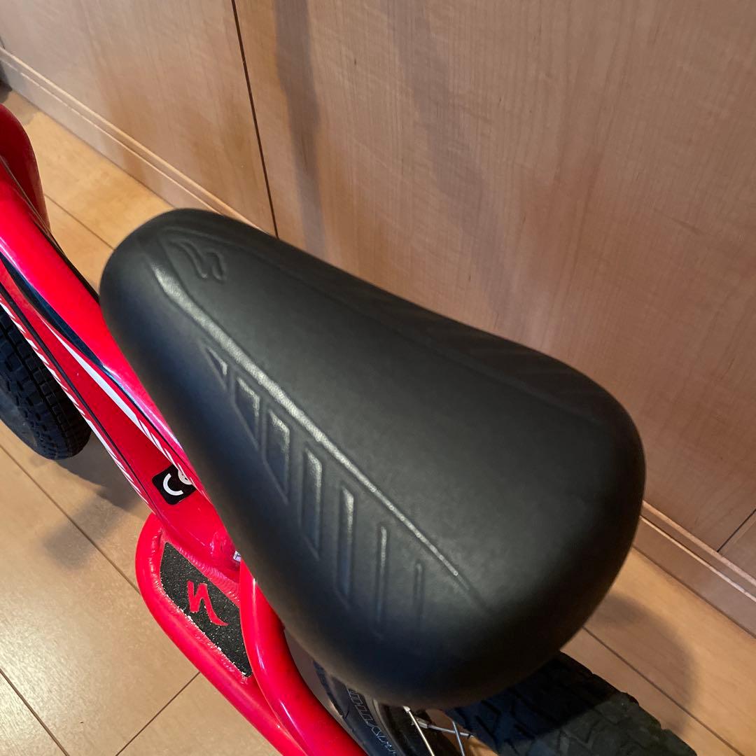Specialized 12インチ レッド HOTWALK ホットウォーク
