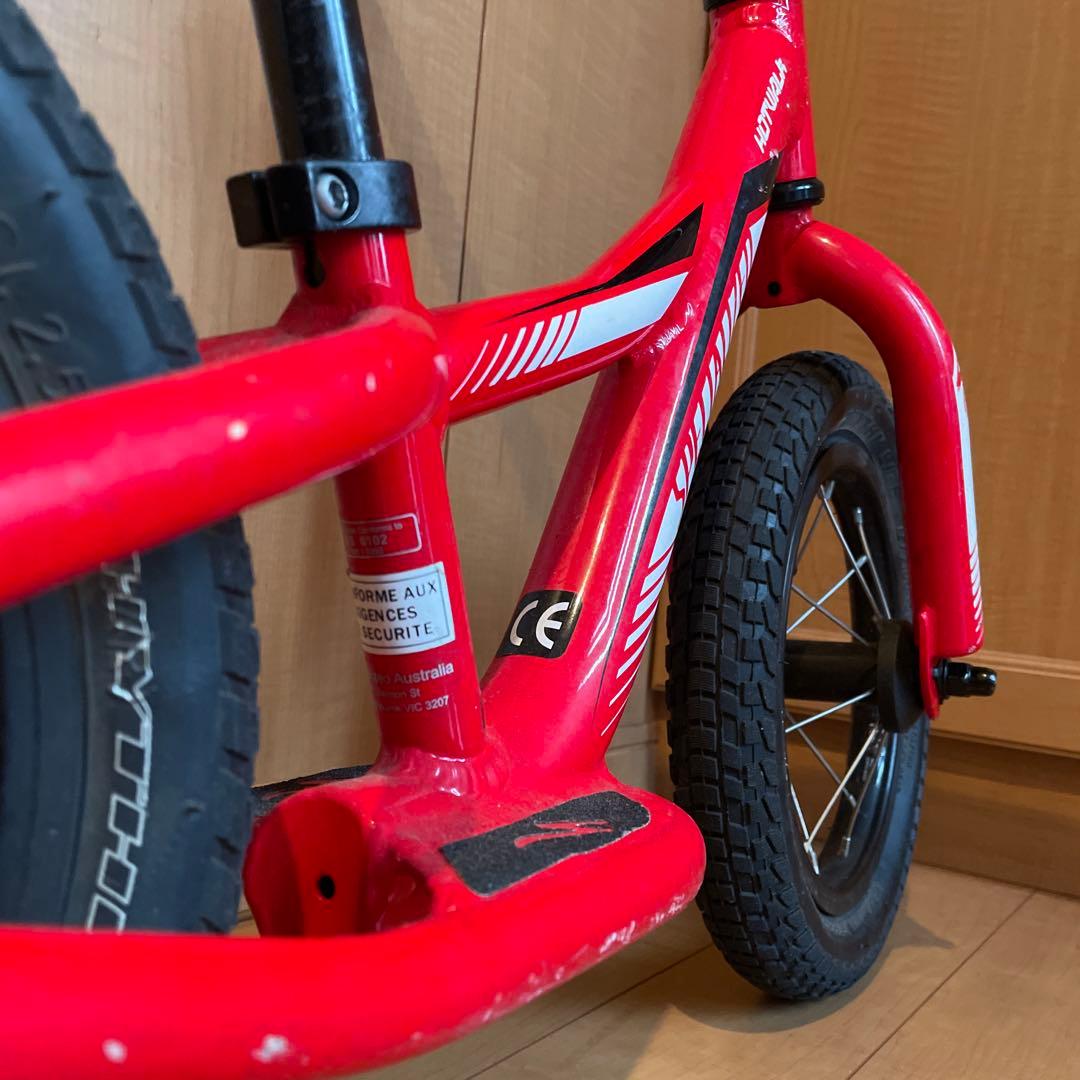 Specialized 12インチ レッド HOTWALK ホットウォーク