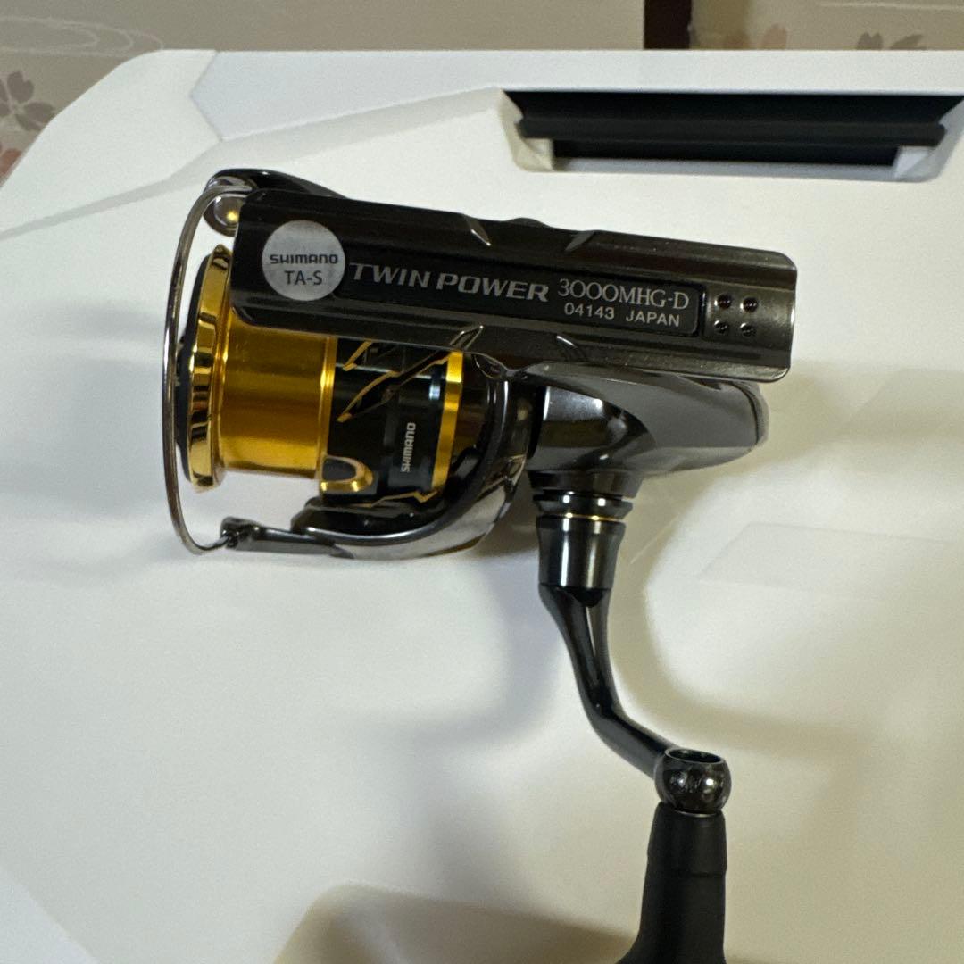 シマノ　20ツインパワー　3000MHG