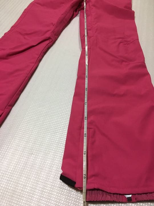 ＢＩＬＬＡＢＯＮＧ　ビラボンスノボーレディースウエア上下セット