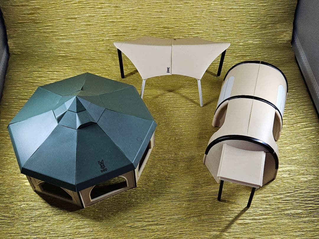 ミニチュアテント3点セット グリーン/ベージュ　フィギュア　DOD レア