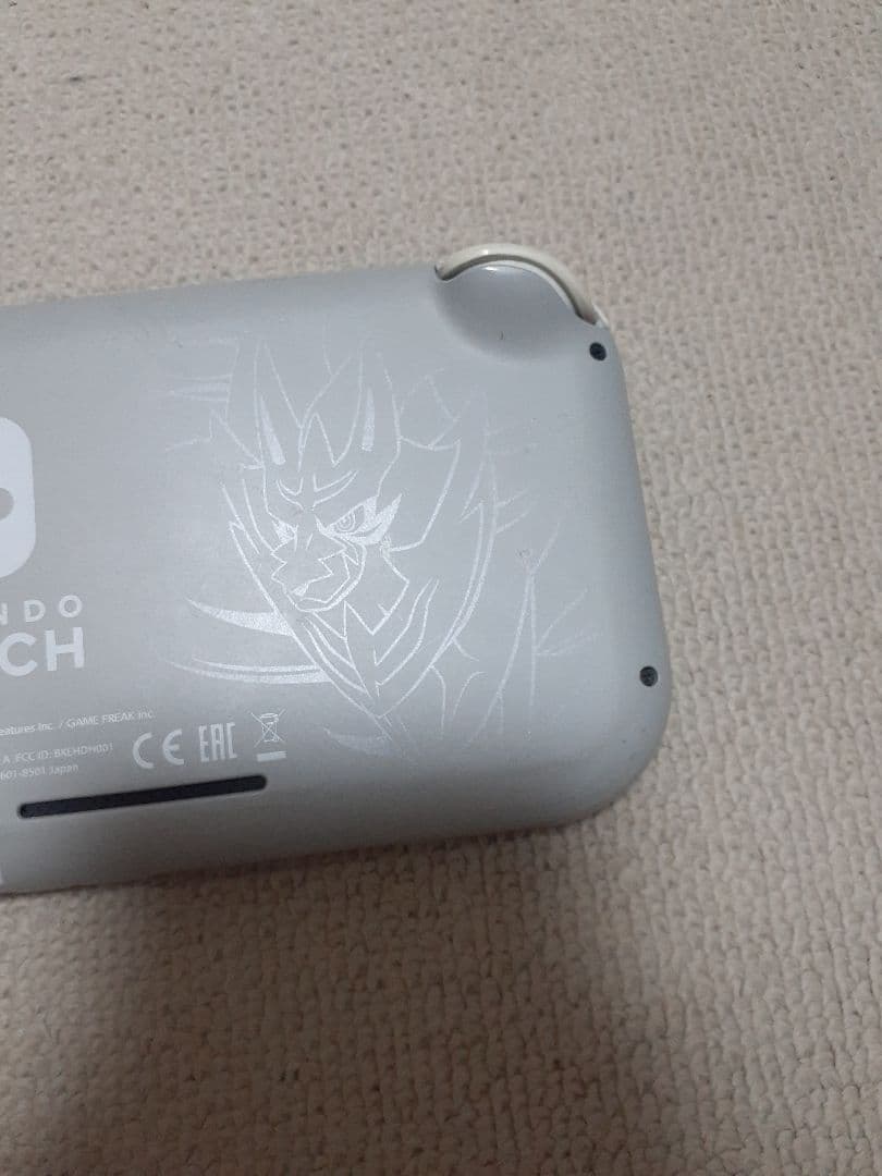 NINTENDO SWITCH LITE ザシアン・ザマゼンタ