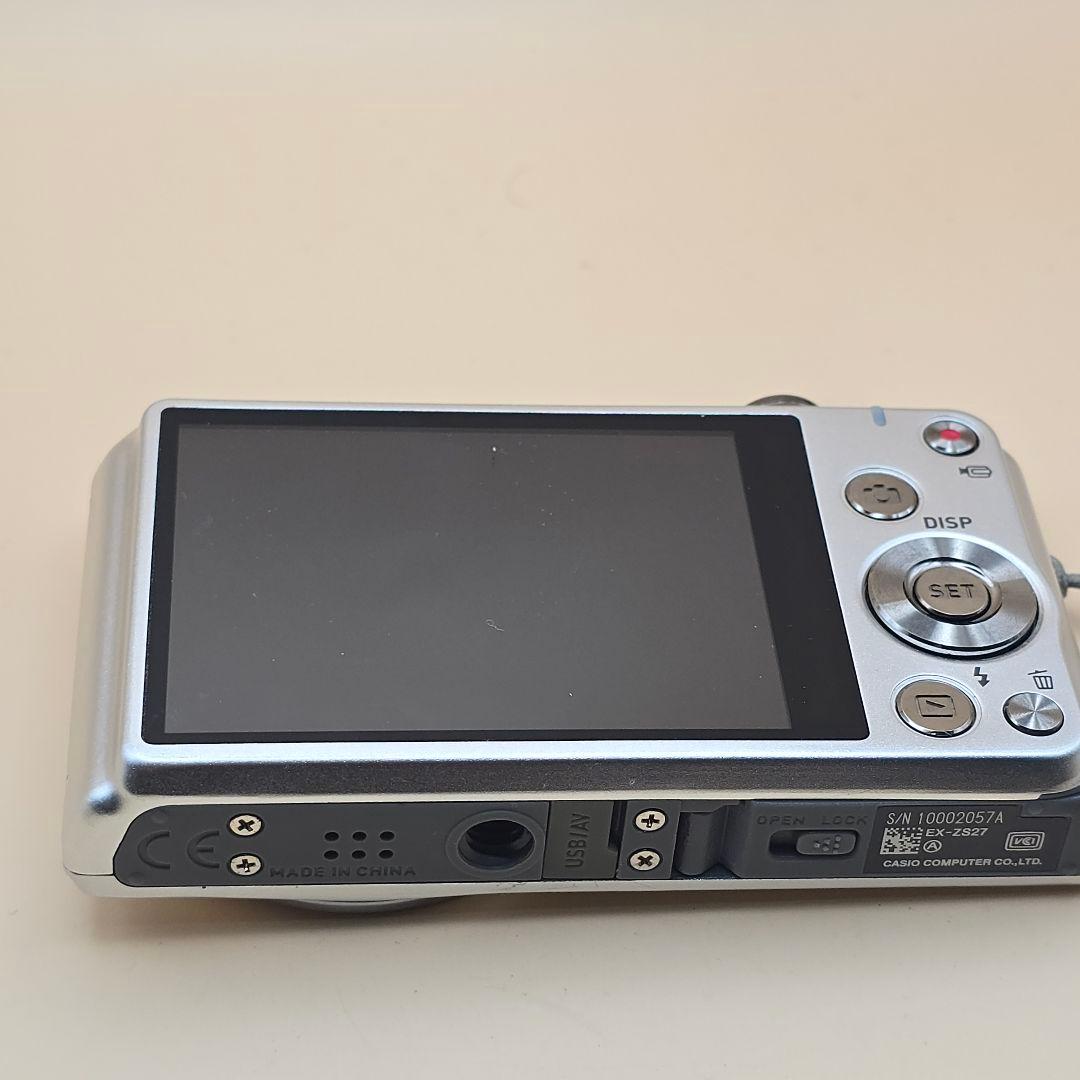 CASIO EXILIM 16.1MP コンパクトデジタルカメラ