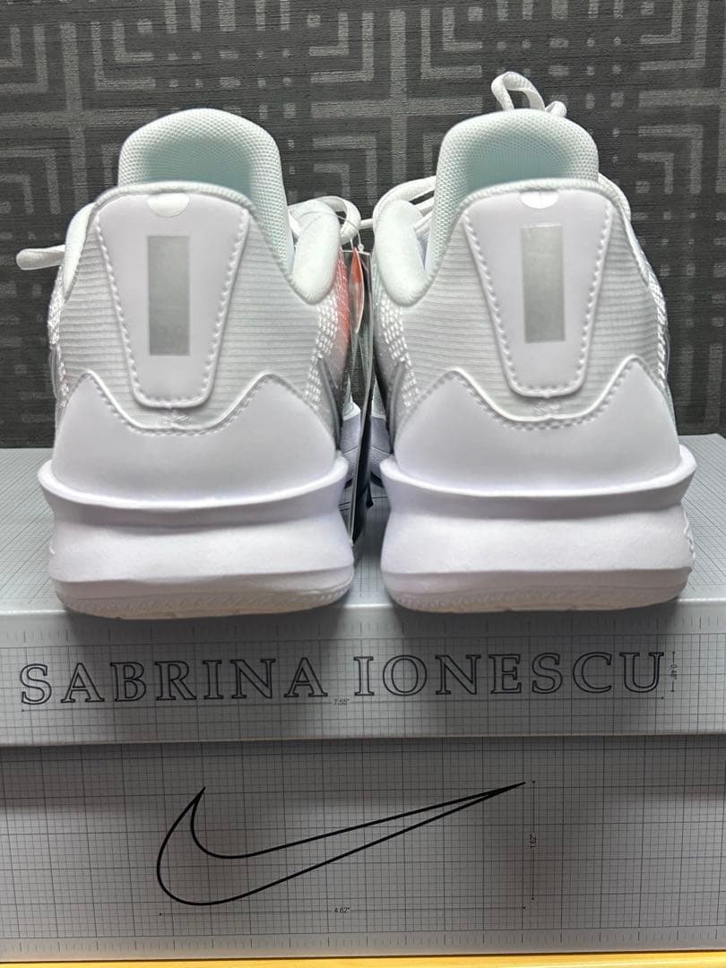 Nike サブリナ3 サイズメンズ28.0cm