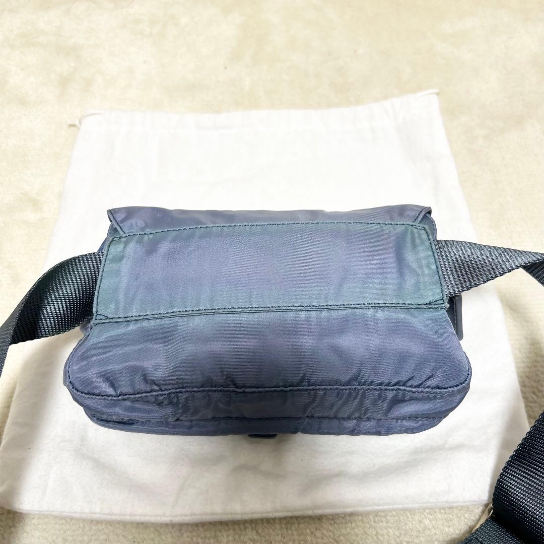 美品　プラダ　PRADA ボディバッグ　ウエストポーチ　ミニショルダーバッグ