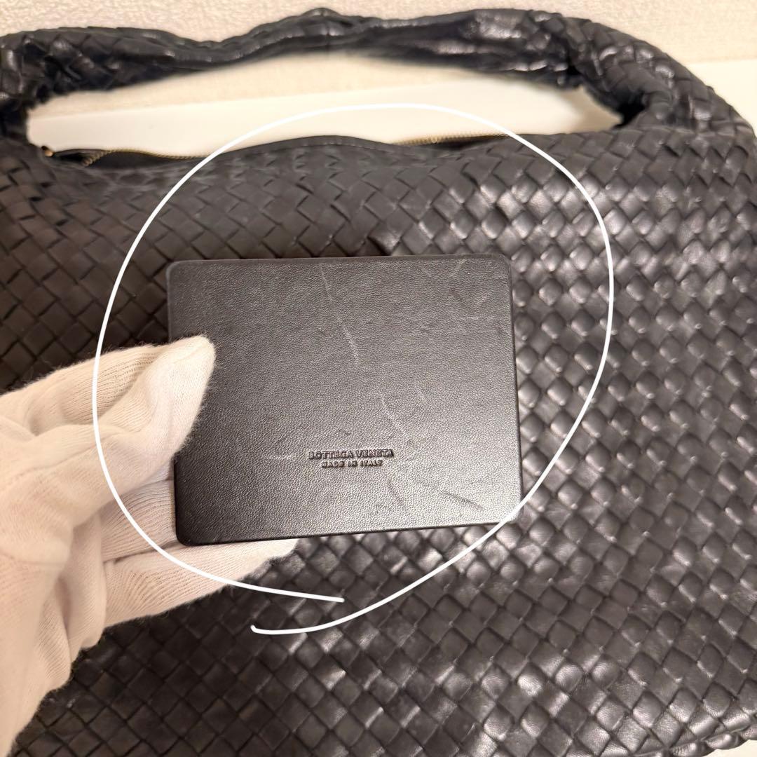 BOTTEGA VENETA イントレチャート ホーボー ショルダーバッグ
