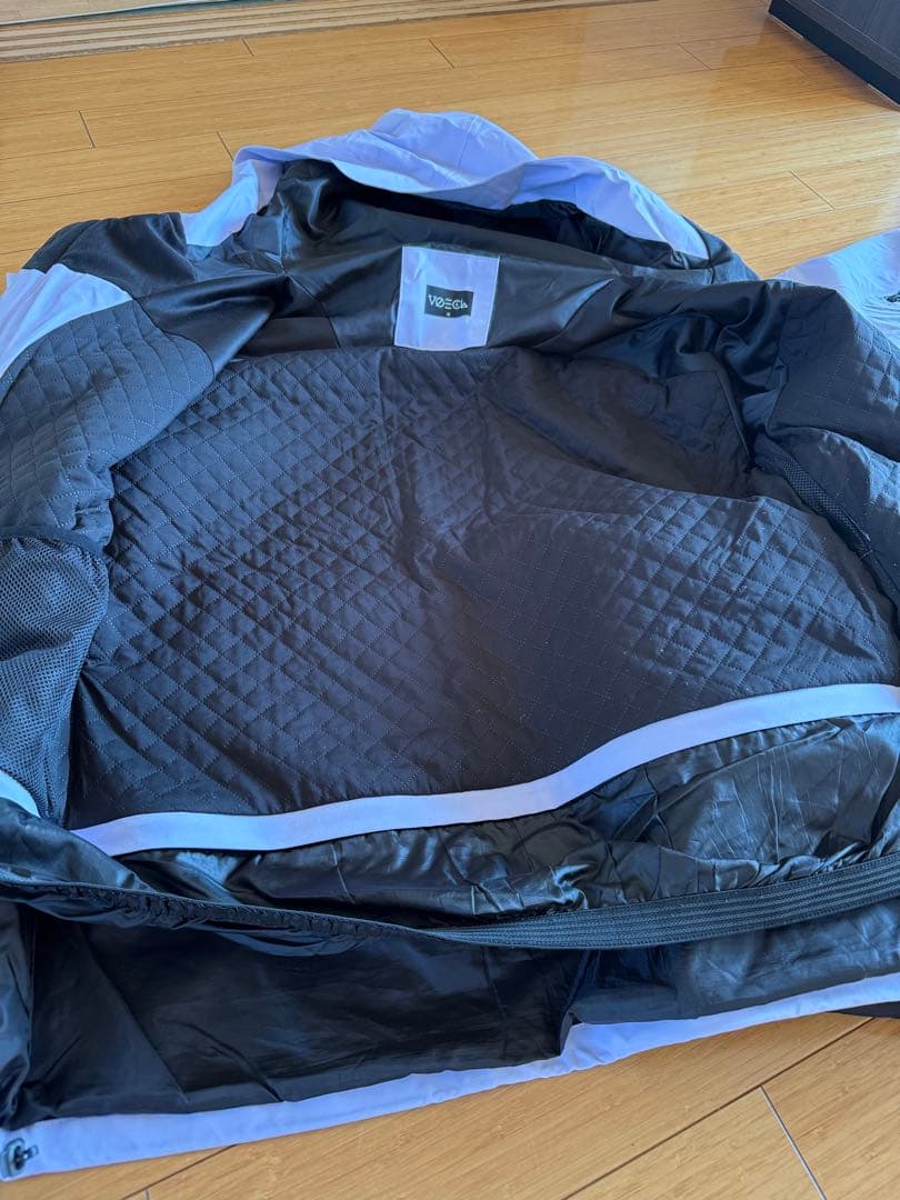 白色フード付きスノーボードウェアセット男女兼用