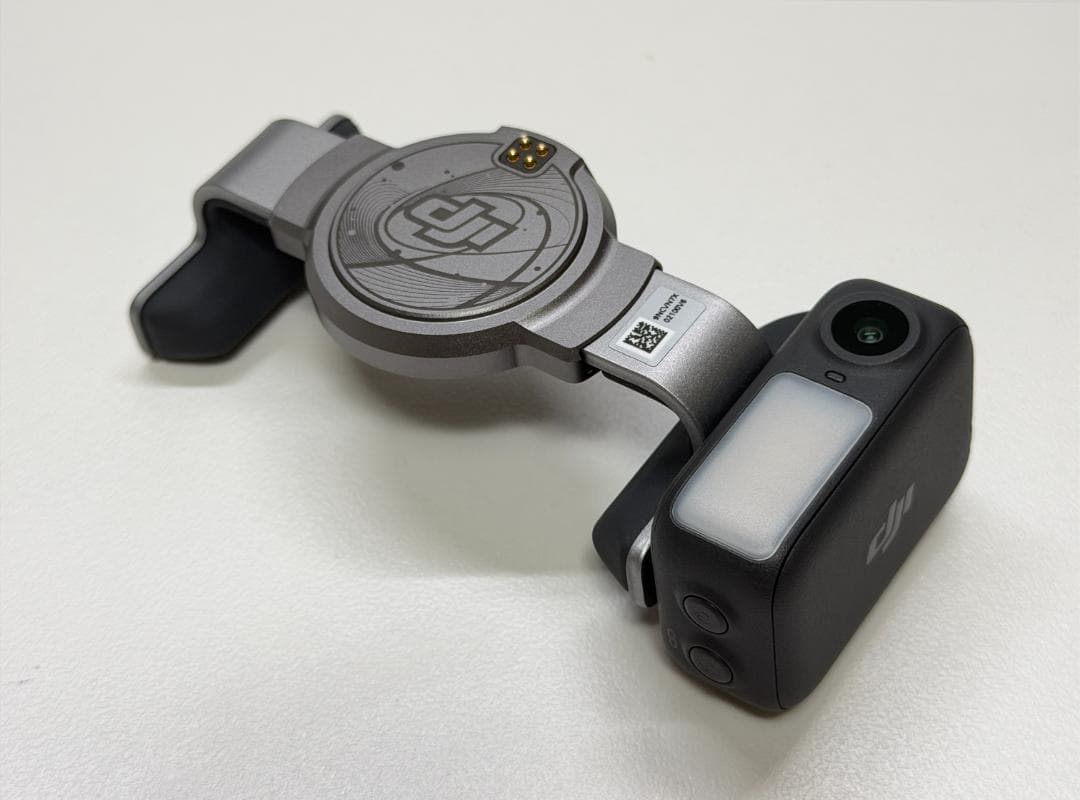 ★新発売★DJI Osmo Mobile 8 ★現物撮影使用のみ★超美品！