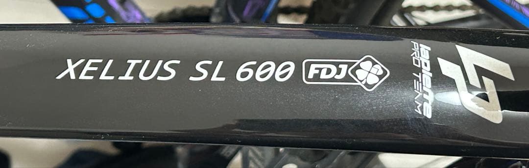 Lapierre ロードバイク ブラック/レッド/ブルー