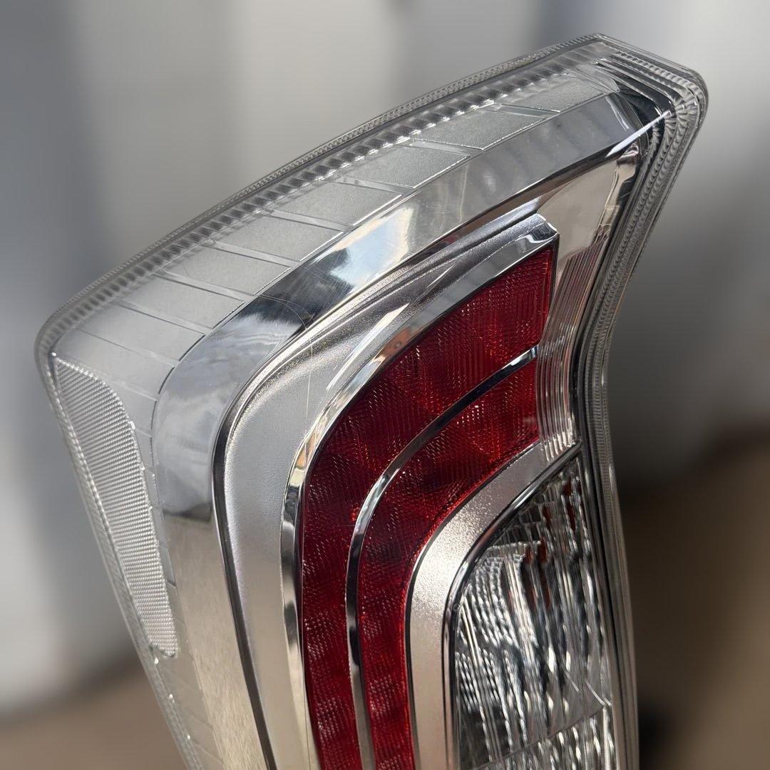プリウス 30系LED 左テールランプ