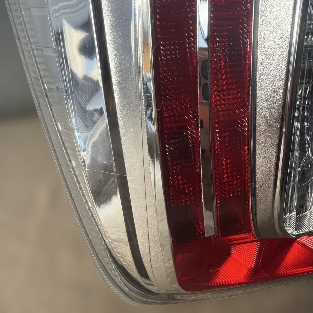 プリウス 30系LED 左テールランプ