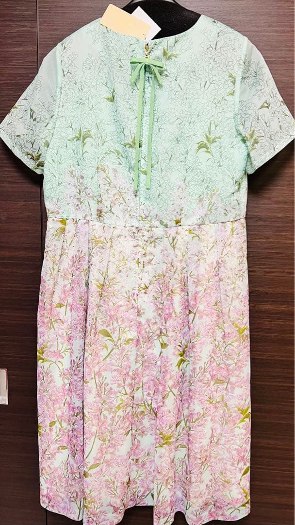 大幅お値下げ！ローズティアラ花柄ミントグリーン半袖ワンピース42サイズ新品