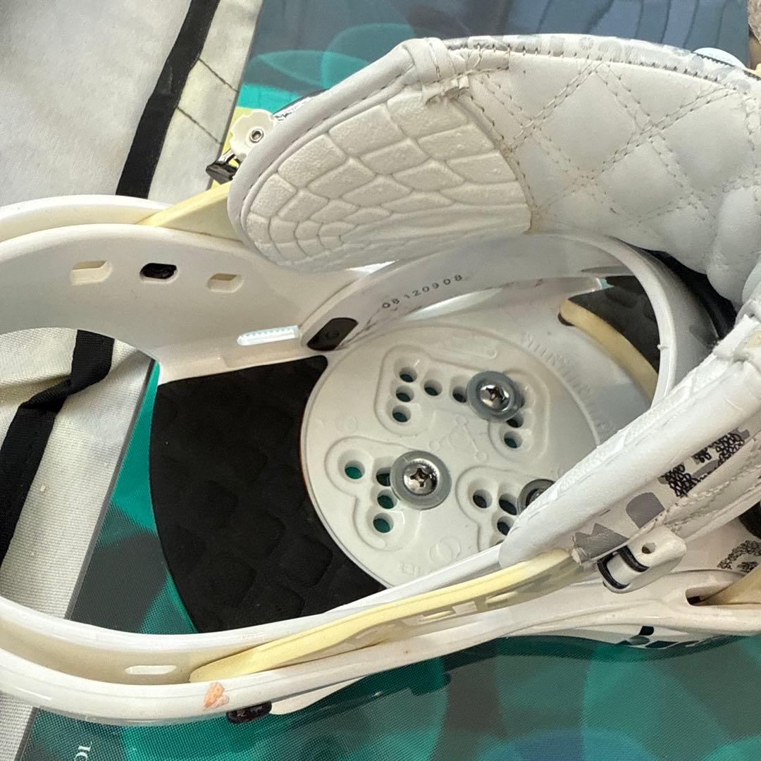 Burton スノーボードバッグとバインディングセット