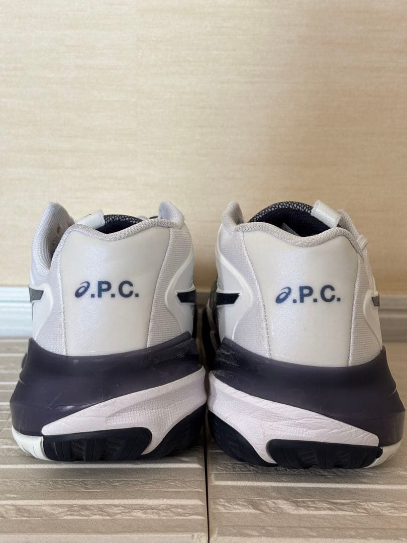 【値下げ！】A.P.C.コラボ限定asicsゲルレゾリューションX 25.5cm