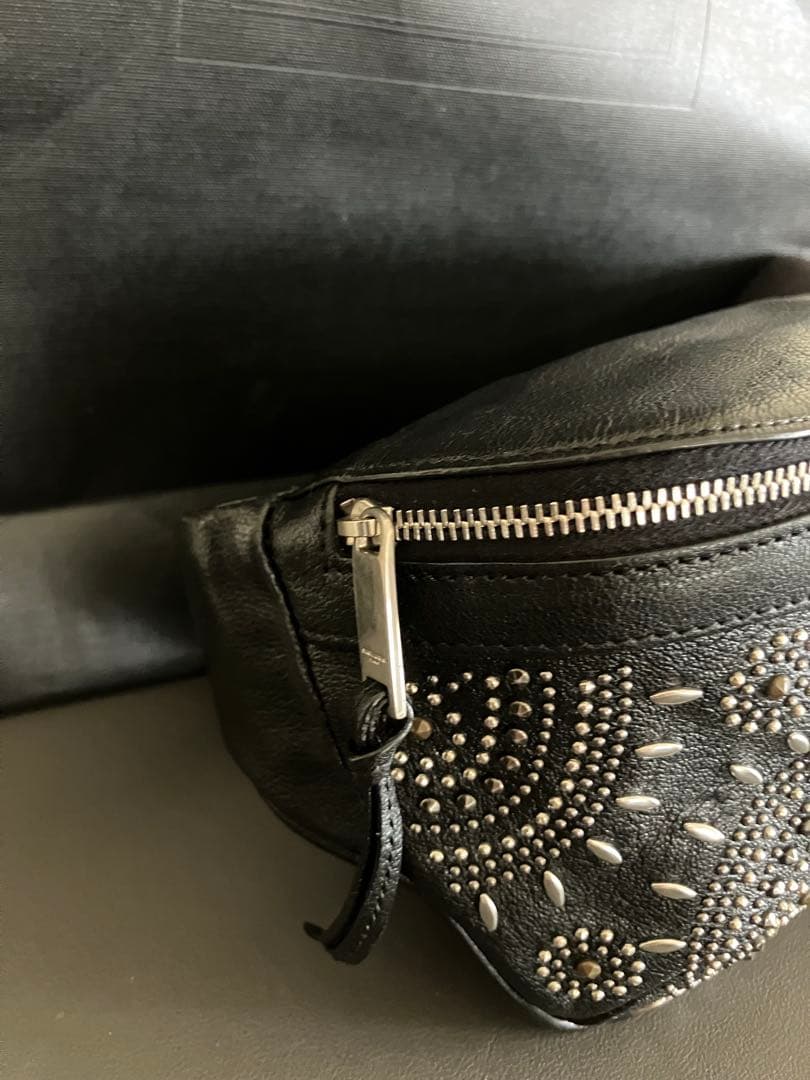 サンローラン ボディバッグ レザー黒 クロスボディバッグ