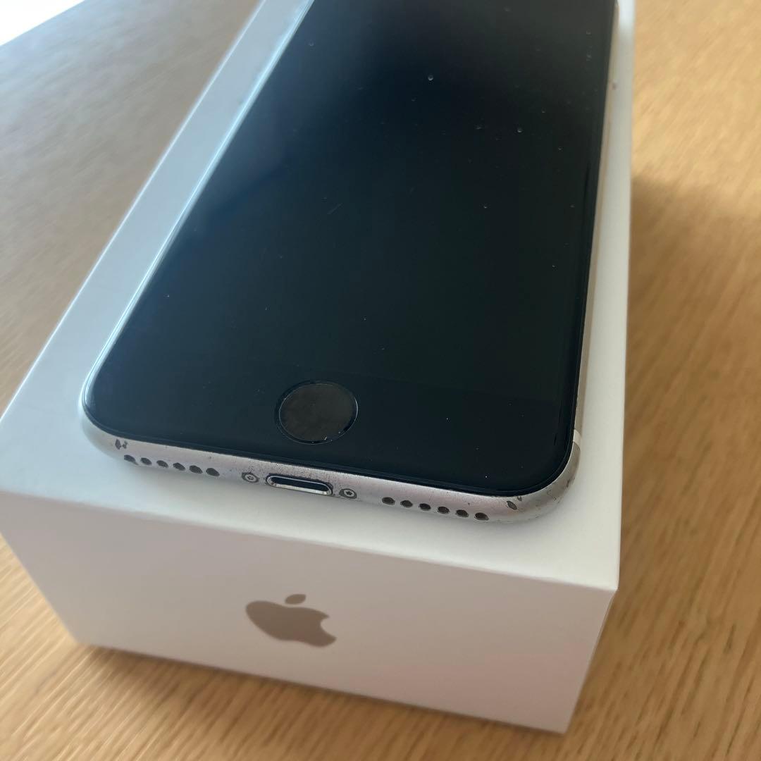 Apple iPhone SE2 (第2世代) 64GB ホワイト