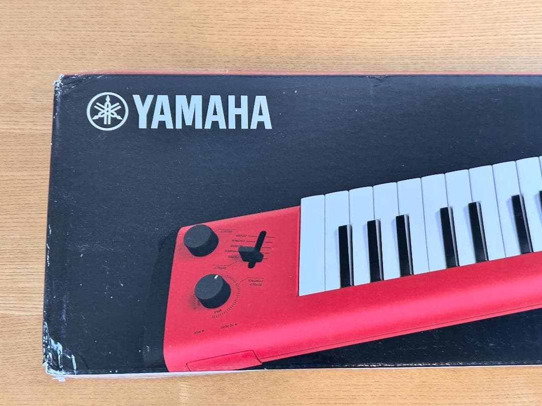 新品未使用 ヤマハ YAMAHA 電子キーボード SHS-500RD