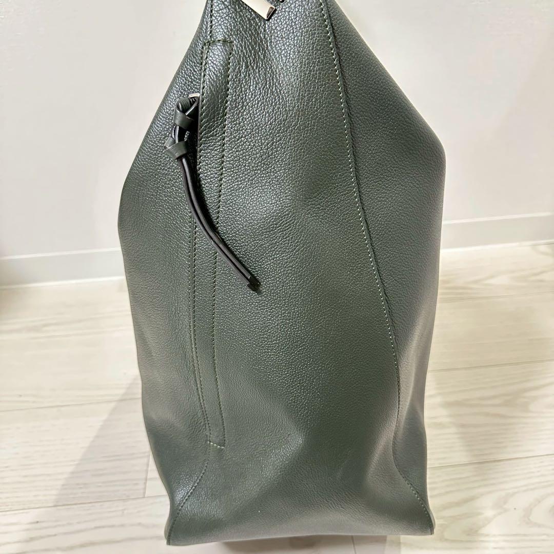 【美品】Fendi メロン ラージ ダークグリーン