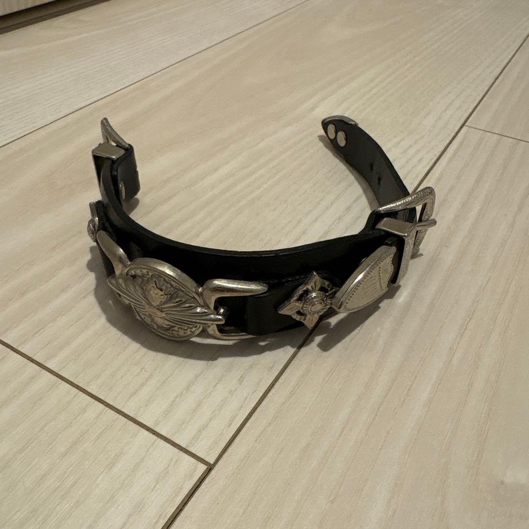 TOGAブラックレザー シルバー装飾 ブレスレット