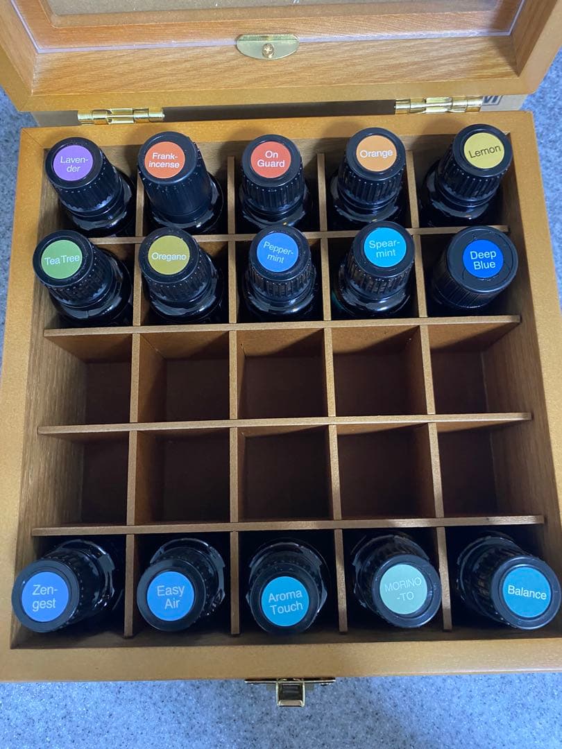 ドテラ　【正規品】　エッセンシャルオイルセット　ココナッツオイル　事典　付き