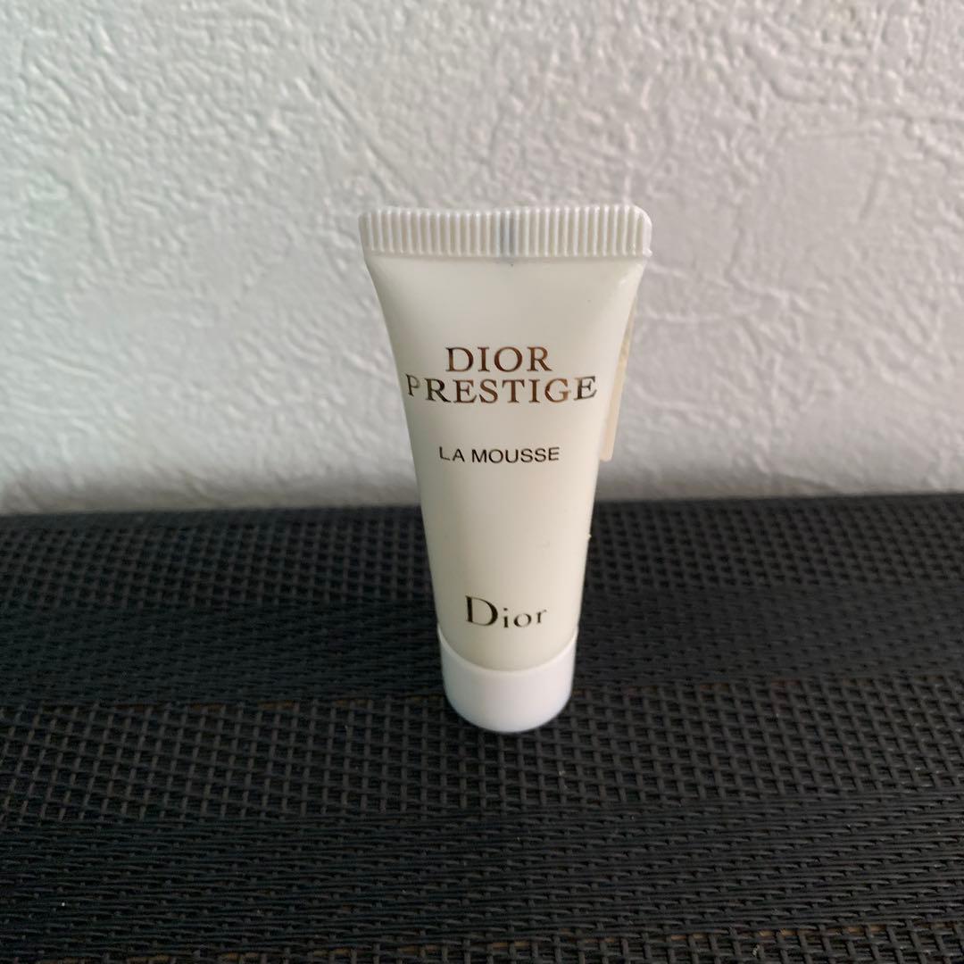 フェイスパウダー new  Dior  CAPTURE TOTALE