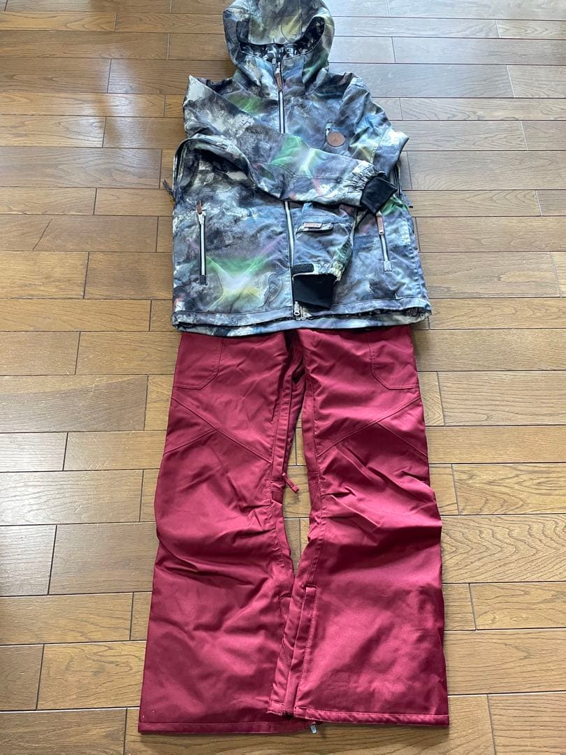 【美品】FUEL スキー　スノーボード　ウエア　ユニセックス　M 上下セット