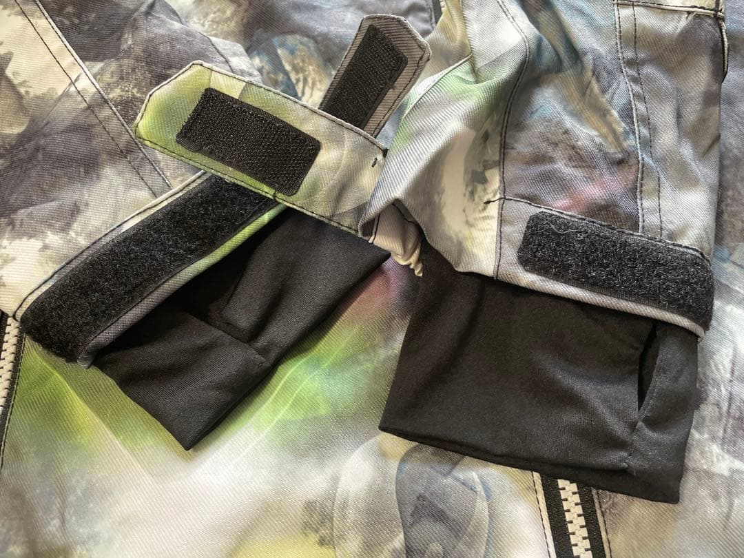 【美品】FUEL スキー　スノーボード　ウエア　ユニセックス　M 上下セット