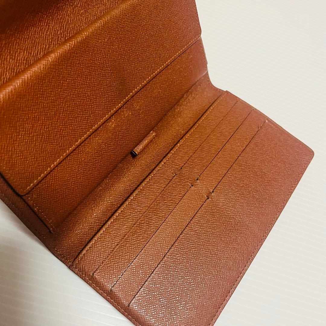 LOUIS VUITTON ルイヴィトン　長財布　モノグラム　折り財布　レザー