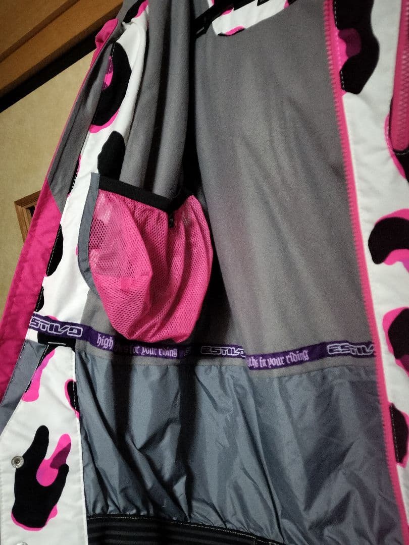 エスティボ　レディース　スノボウェア　上下セット　Mサイズ