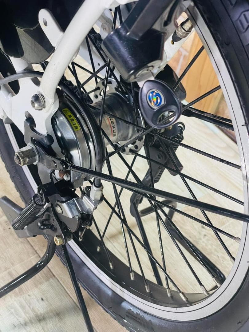 破格 ホワイト系 王様 ギュットアニーズ子供乗せ電動アシスト H2972