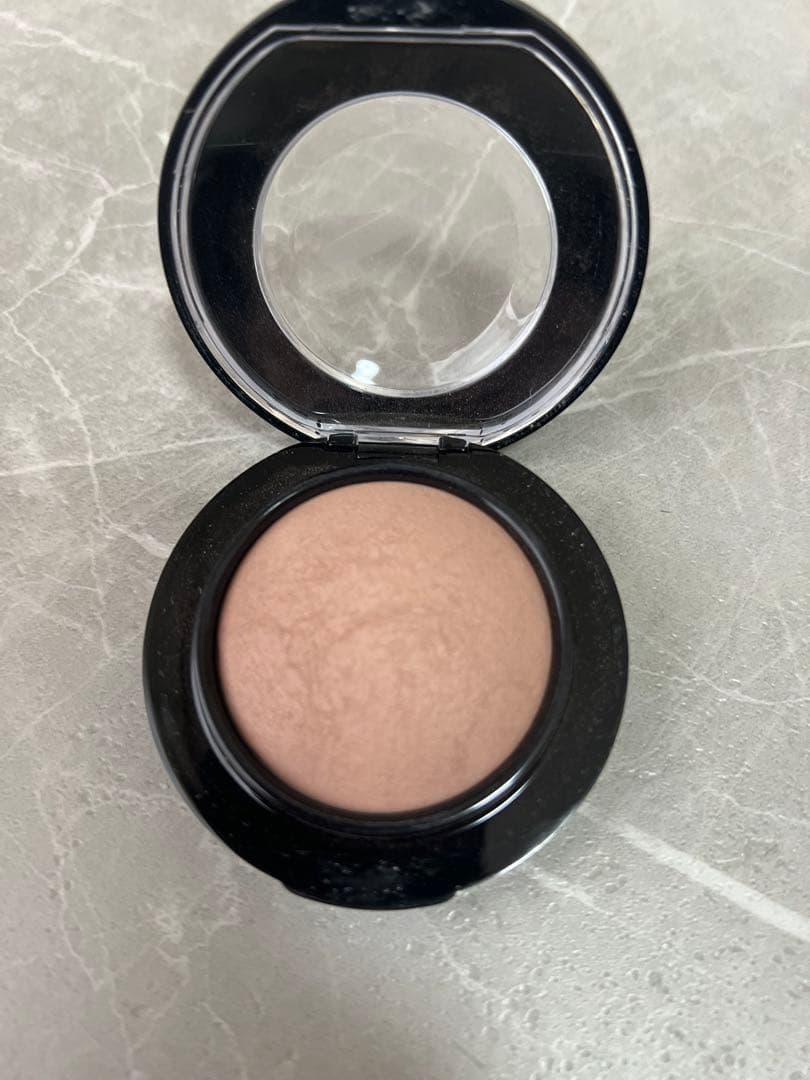 MAC パウダーチーク コスミックフォース