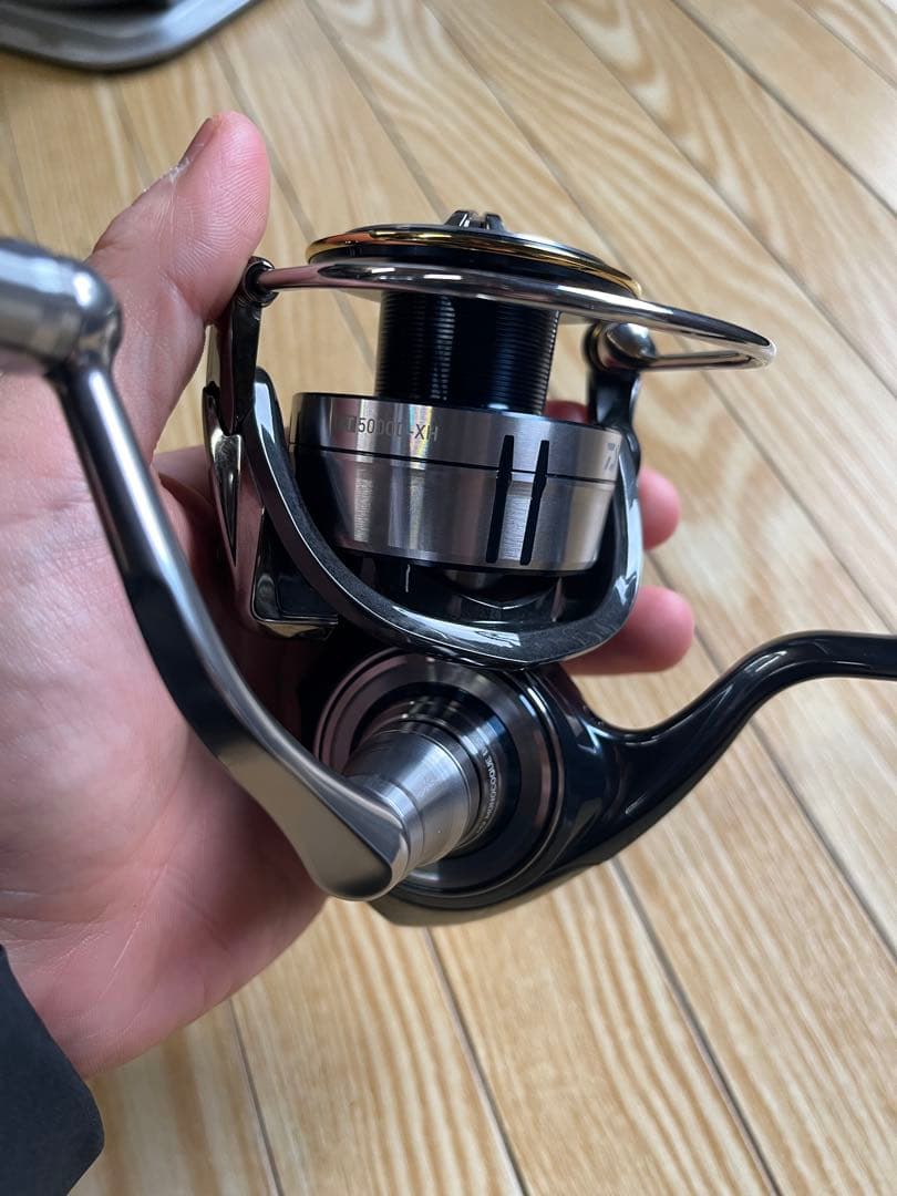 極美品　ダイワセルテート5000XH