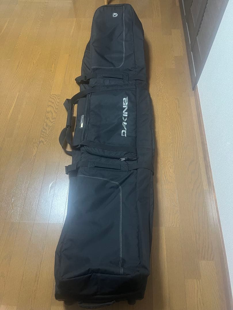 DAKINE スノーボードバッグ ケース 190cm キャスター付きブラック