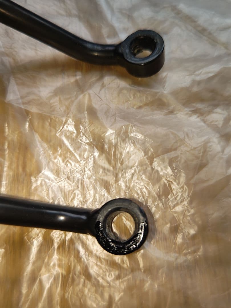 デグナースイングアームバック