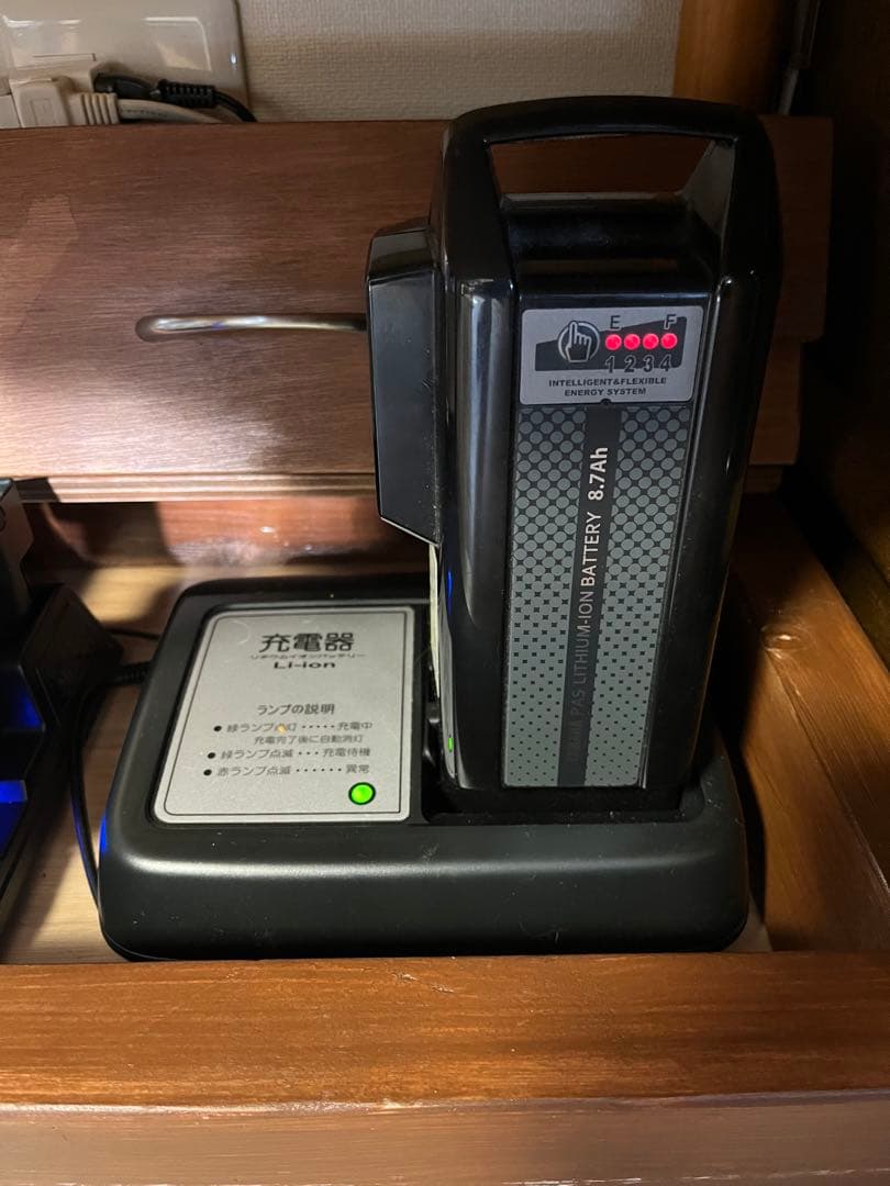 YAMAHA電動アシスト自転車 (26インチ)ブラック 前カゴ付き