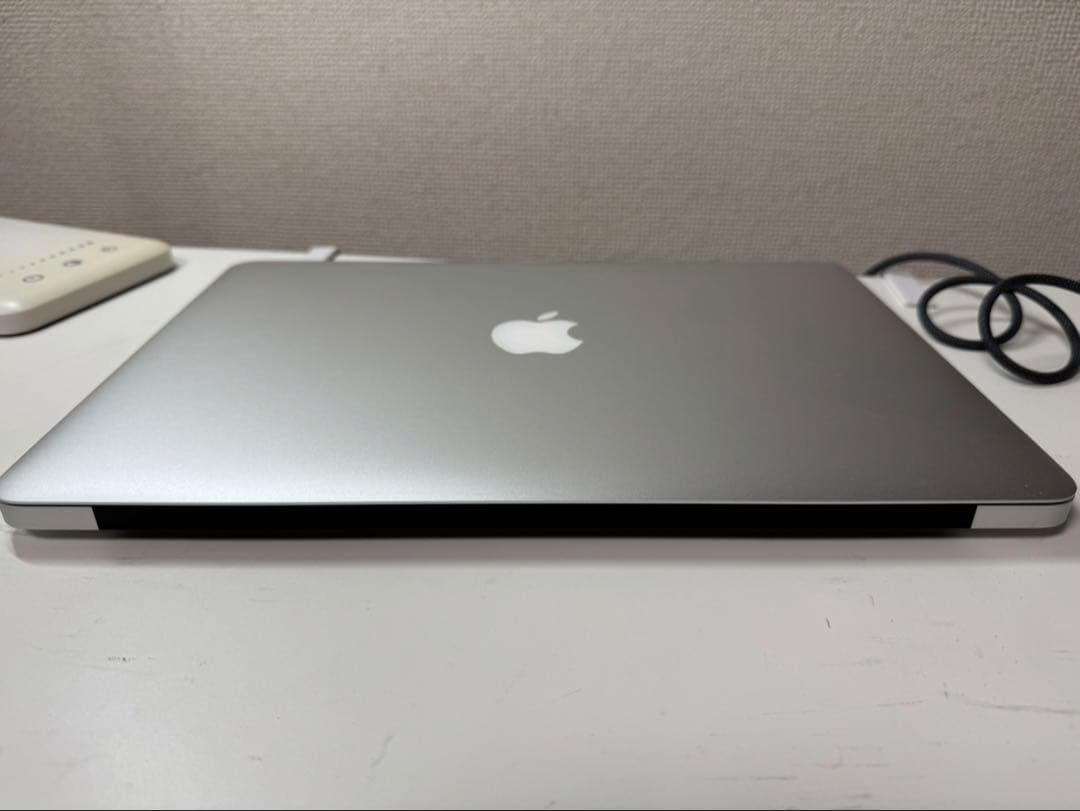 MacBook Air 13インチ Early 2015