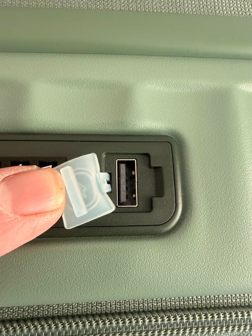 AMERICAN TOURISTER 38L/43L Sサイズ　スーツケース