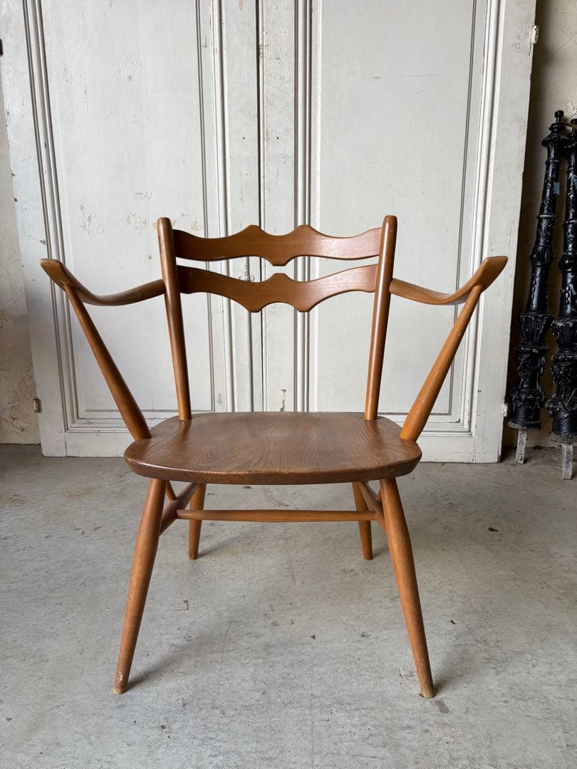 アーコール　カウホーン　ラダーバックチェア