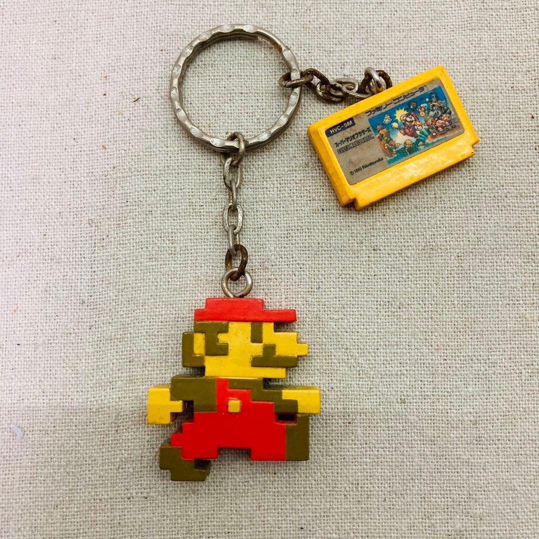 キャラクター＆カセットツインキーホルダー Nintendo スーパーマリオ