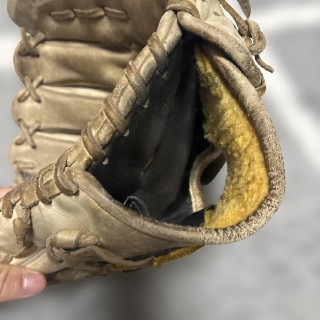 ミズノプロ　投手用グローブ　キャメル