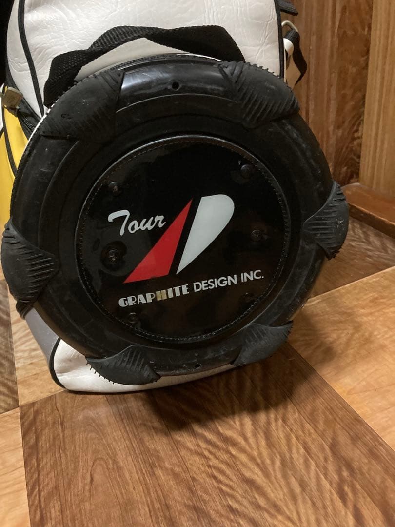 Tour AD 3点式ツアーキャディーバッグ　フード付属