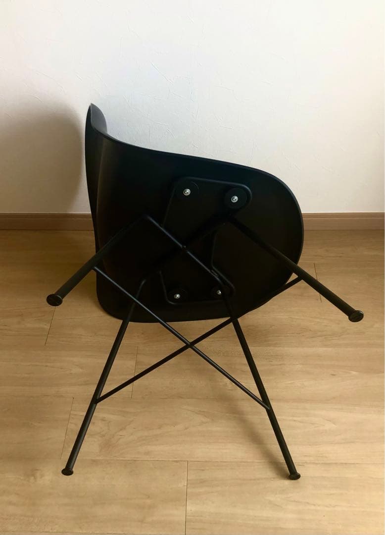 10/13までの出品です ★美品GUBI ダイニングチェア（2脚セット可）送料込