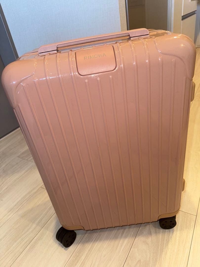rimowa ピンク キャリーケース