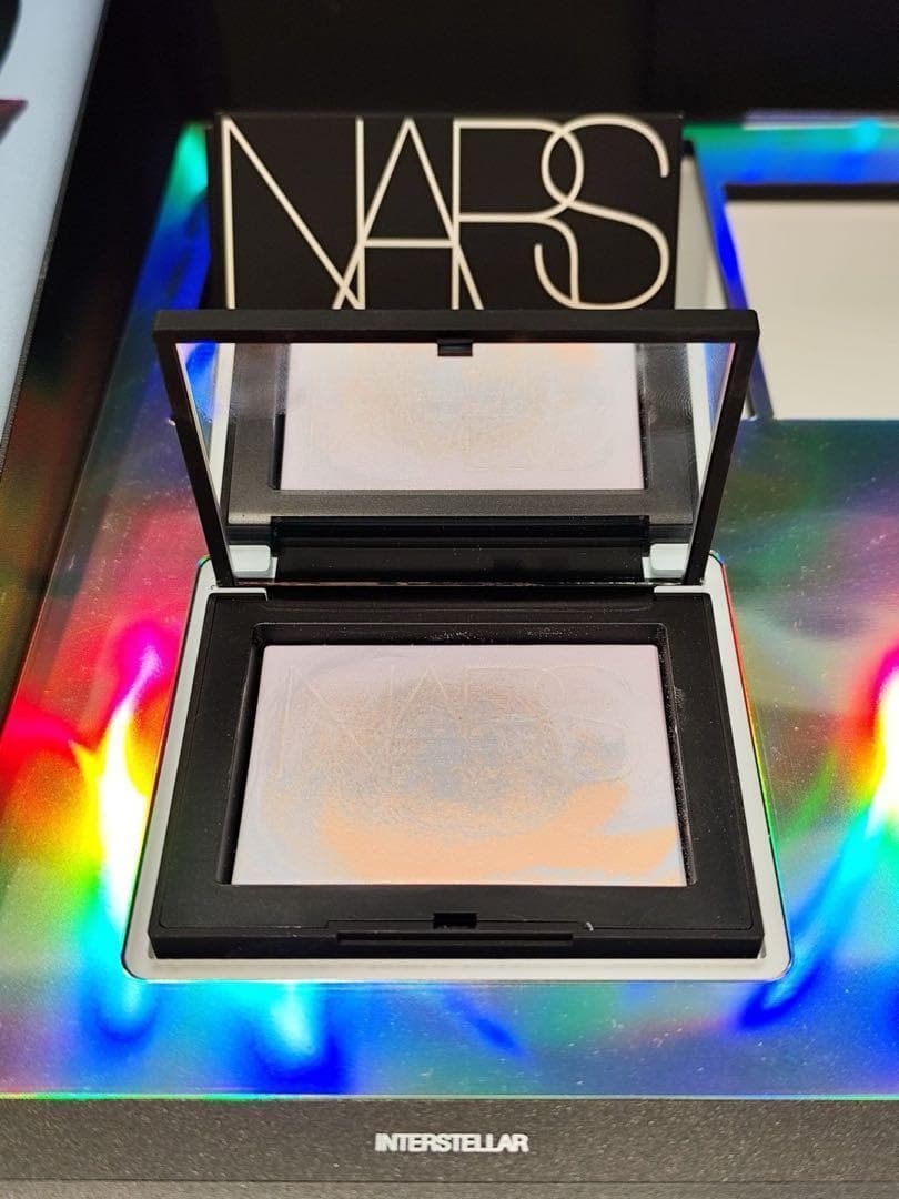 新品 NARS ナーズ 秋新色 ライトリフレクティングプリズマティックパウダー