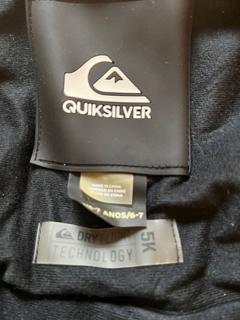 Quiksilver 子ども用スノーボードウェア 120サイズ相当